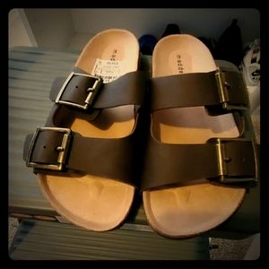 5.5 sandals